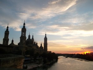 Zaragoza y su río Ebro