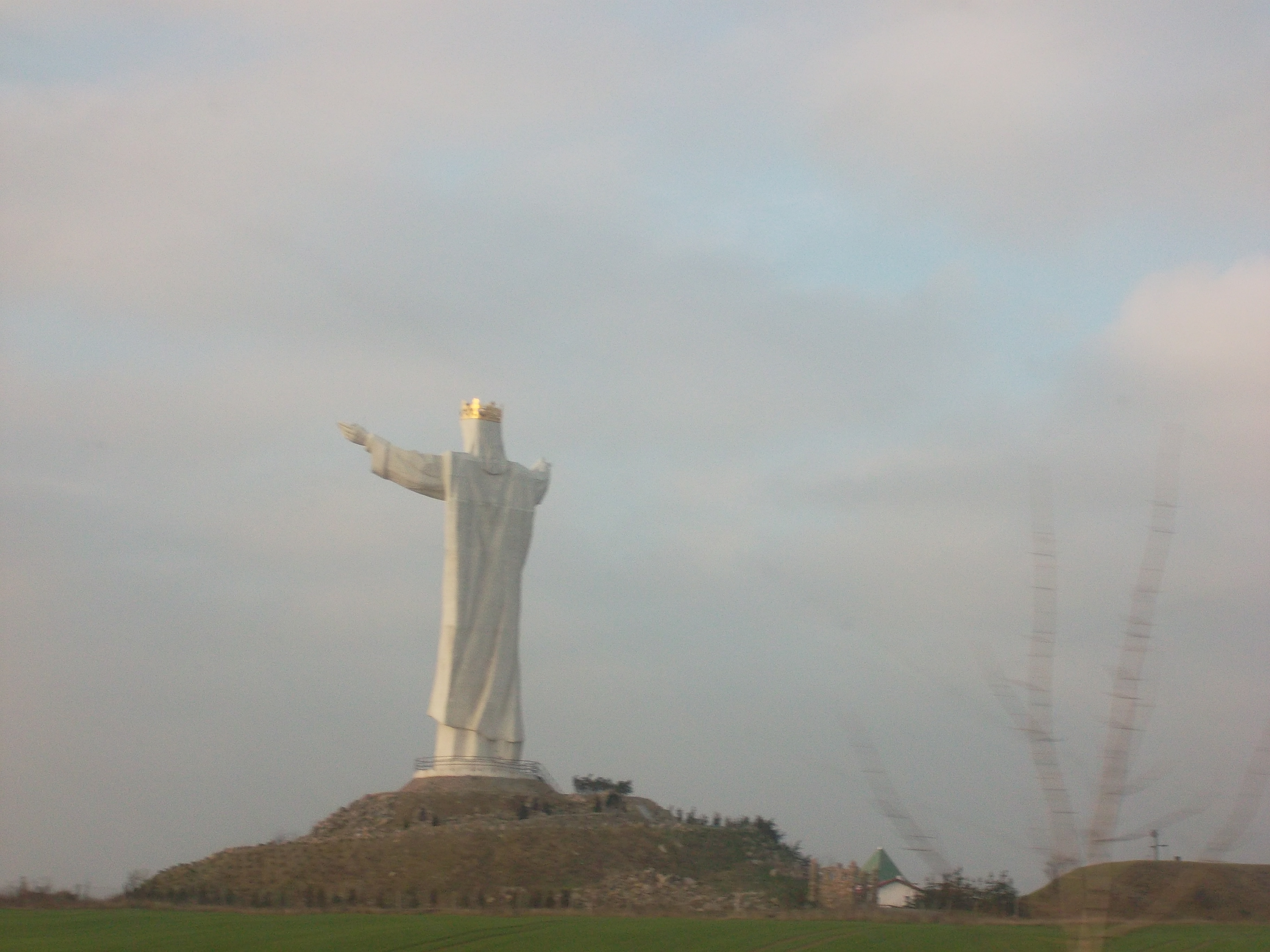 Estatua de Cristo Rey, por detrás
