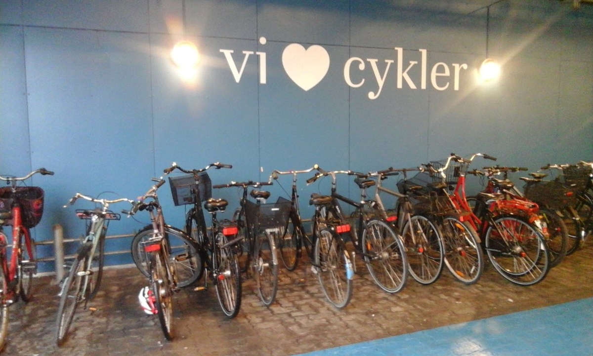 Parqueadero de bicicletas, en centro comercial