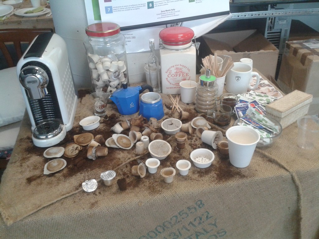 Rossano ha trabajado junto a las empresas para diseñar cápsulas de café recuperables